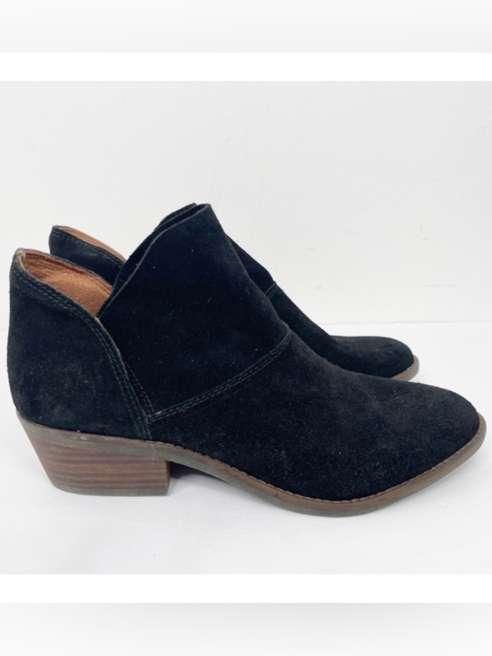 LUCKY BRAND | Black Fahmida Suede‎ Pull On Ankle Boots Booties Sz. 8.5